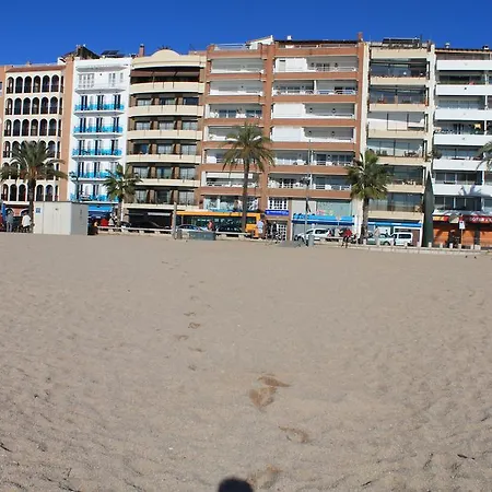 Piso Jover En Primera Linea Del Mar !! Lloret de Mar