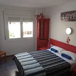 아파트 Piso Jover En Primera Linea Del Mar !! 료렛 드 마르