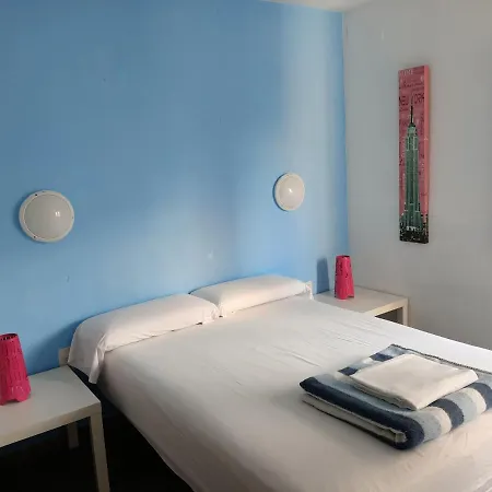 Piso Jover En Primera Linea Del Mar !! *