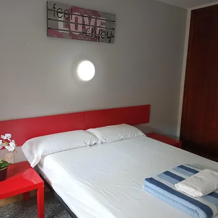Piso Jover En Primera Linea Del Mar !! Apartament Lloret de Mar