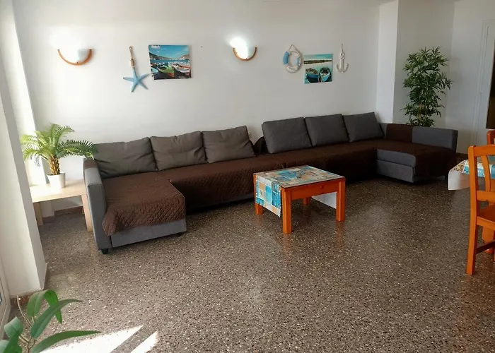 Piso Jover En Primera Linea Del Mar !! * Lloret de Mar