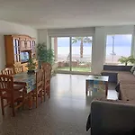 Piso Jover En Primera Linea Del Mar !! Apartment Lloret de Mar