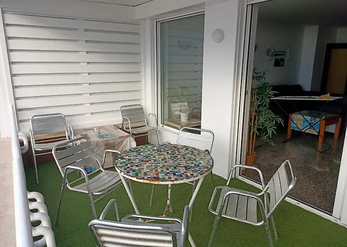 Piso Jover En Primera Linea Del Mar !! Lejlighed Lloret de Mar