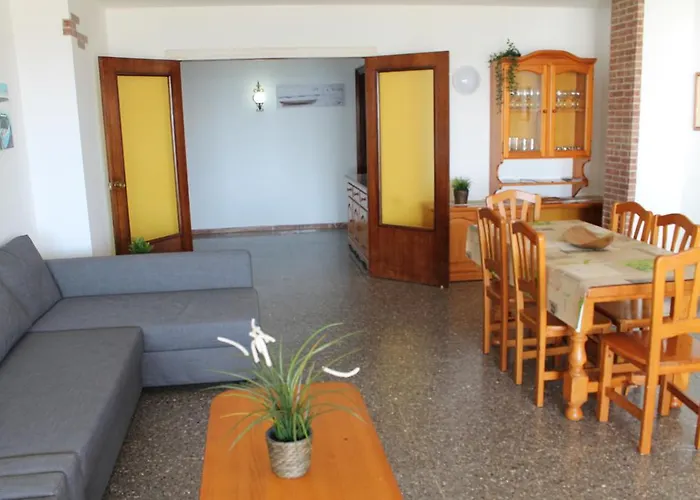 Piso Jover En Primera Linea Del Mar !! * Lloret de Mar